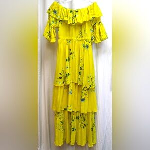 Lea Collection Classic - Yellow & Blue Floral Off/On Shoulder Maxi Dress Size M